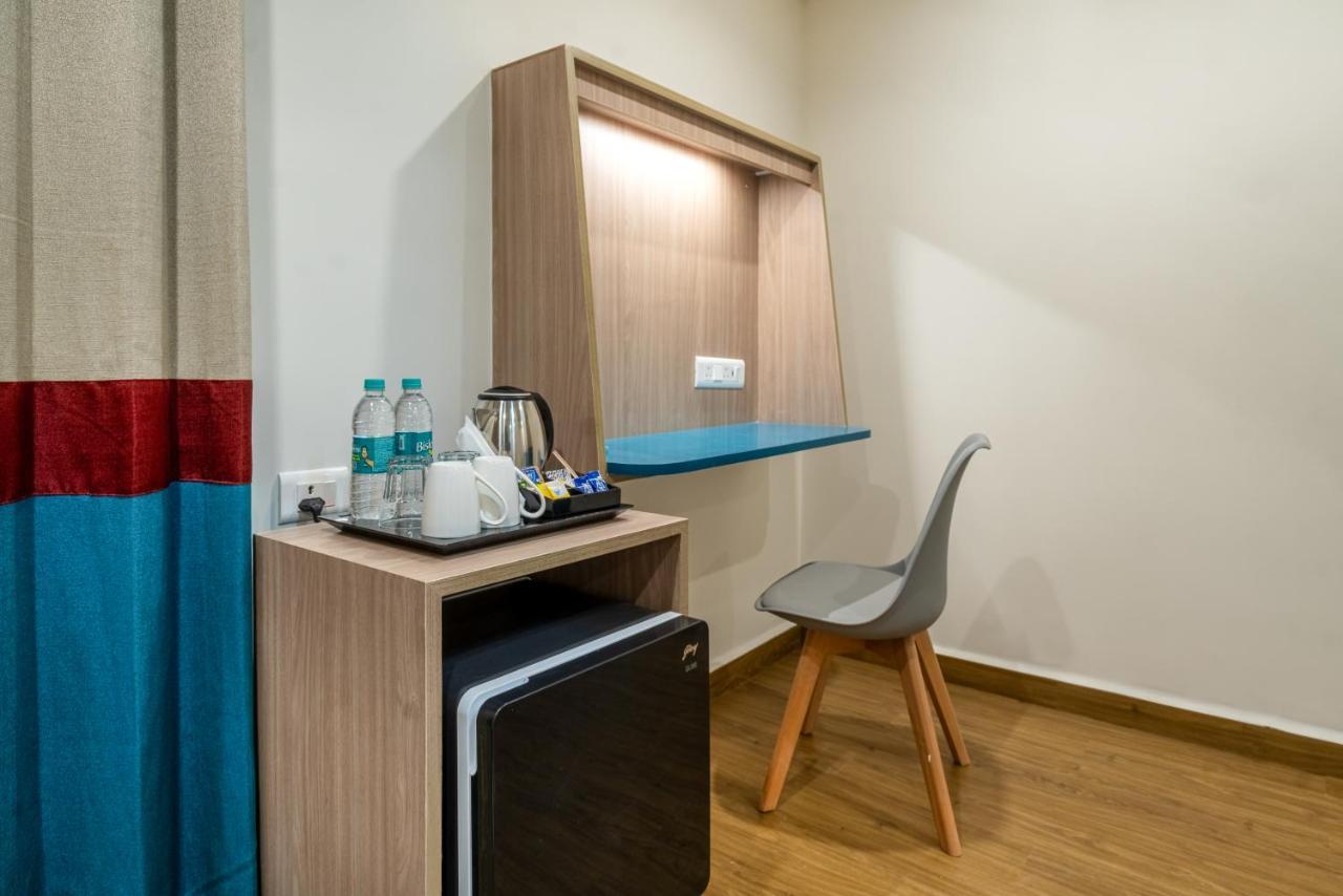 Viera Elite - Jubilee Hills Hotel Hyderabad Bagian luar foto